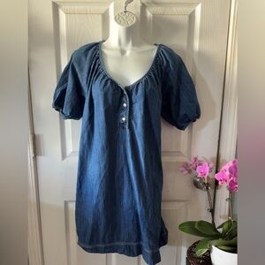 Short Jean dress with belt, size medium